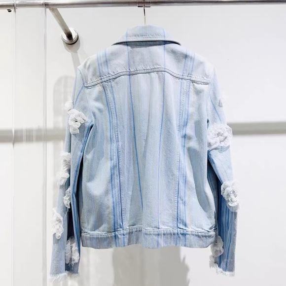 Authentic Chanel Blue Denim Jacket with White Floral Details - Picture 2 of 6